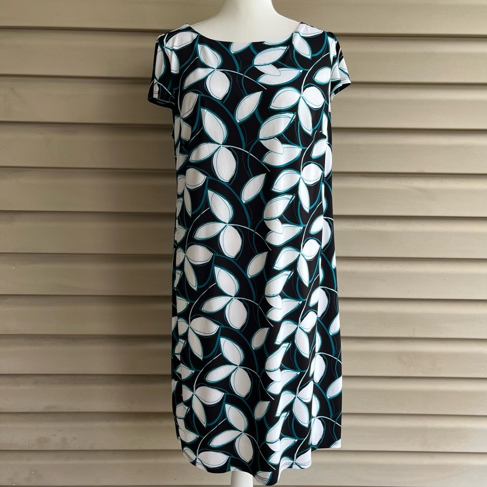 •Nine West• Leafy Patterned Shift Dress - Size 14